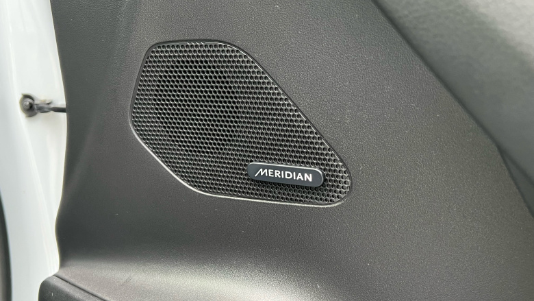 Jaguar F-Pace 2.0d [240] Chequered Flag 5dr Auto AWD Diesel Estate